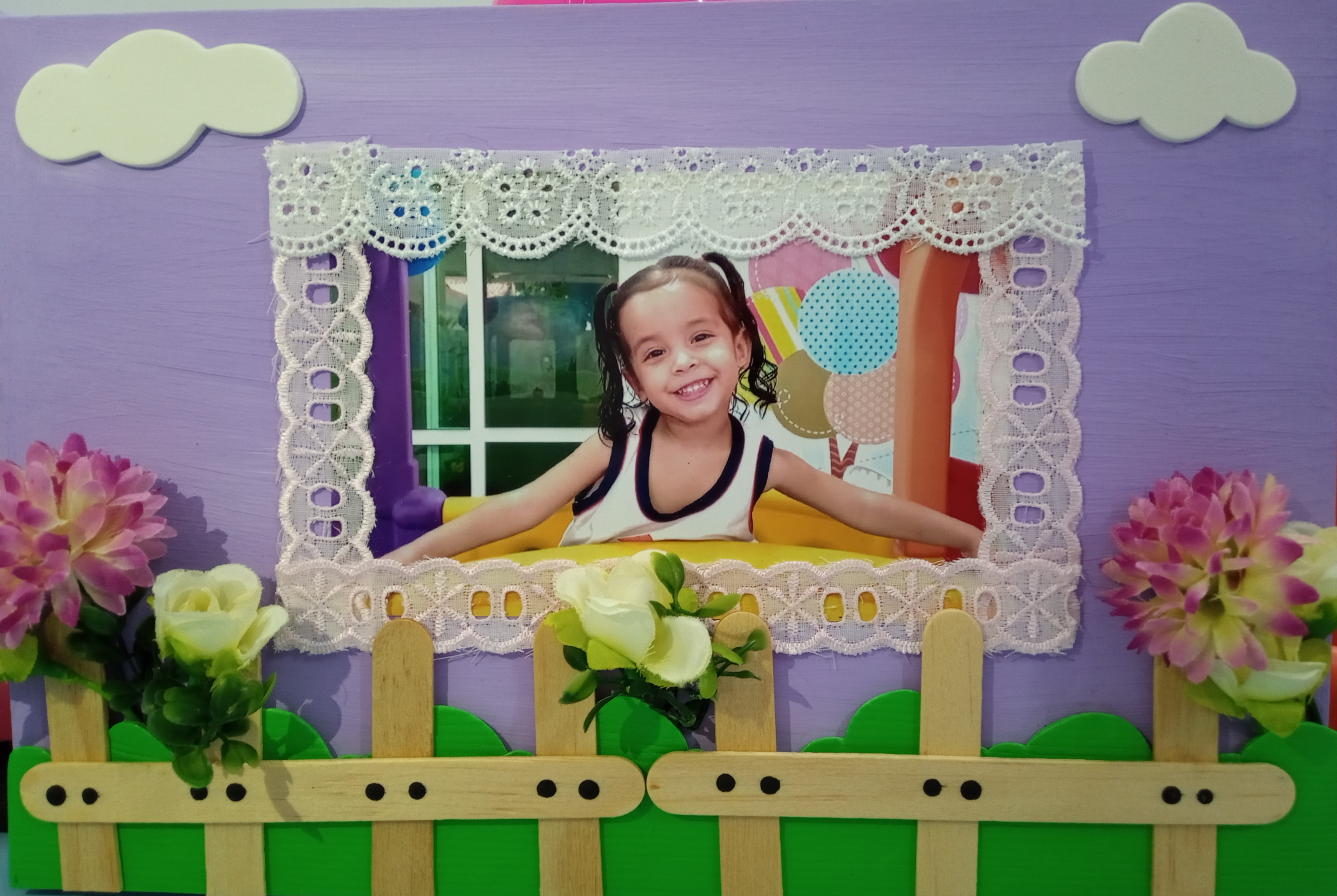 Maria Helena Sousa dos Santos - Eu amo meu lindo e grande sorriso.
