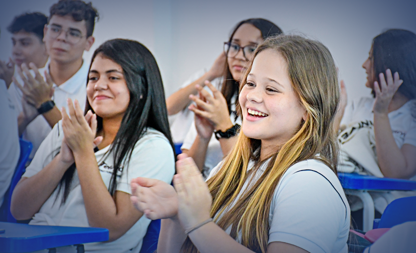 Ensino Médio Teleyos